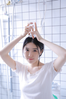 狠婷婷精品无码亚洲中出